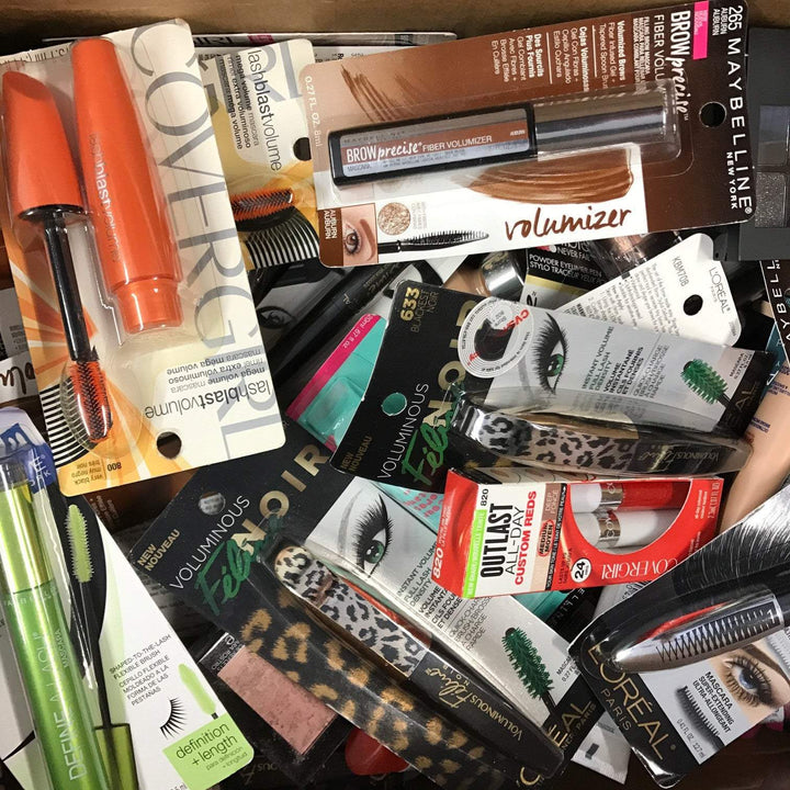 100 PIECE LOT - ASSORTED BRAND NAME COSMETICS LOT